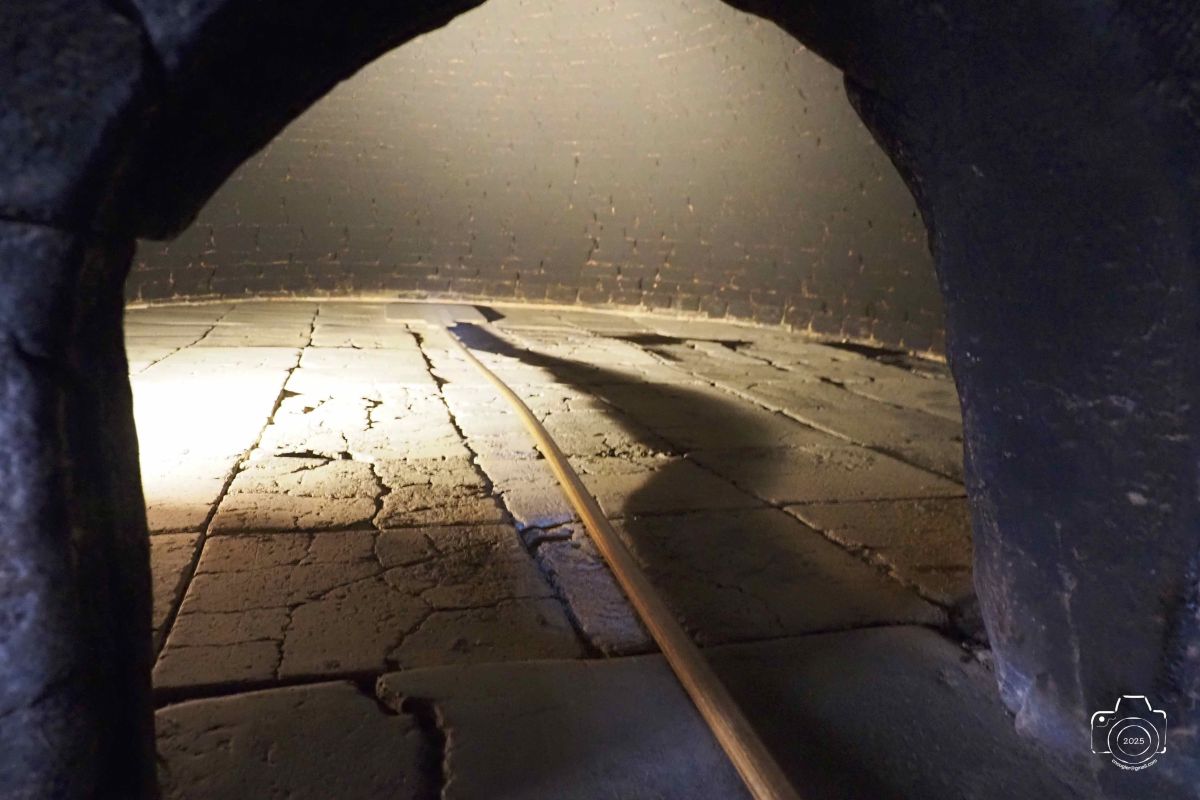 PB061025EM1MARK32025