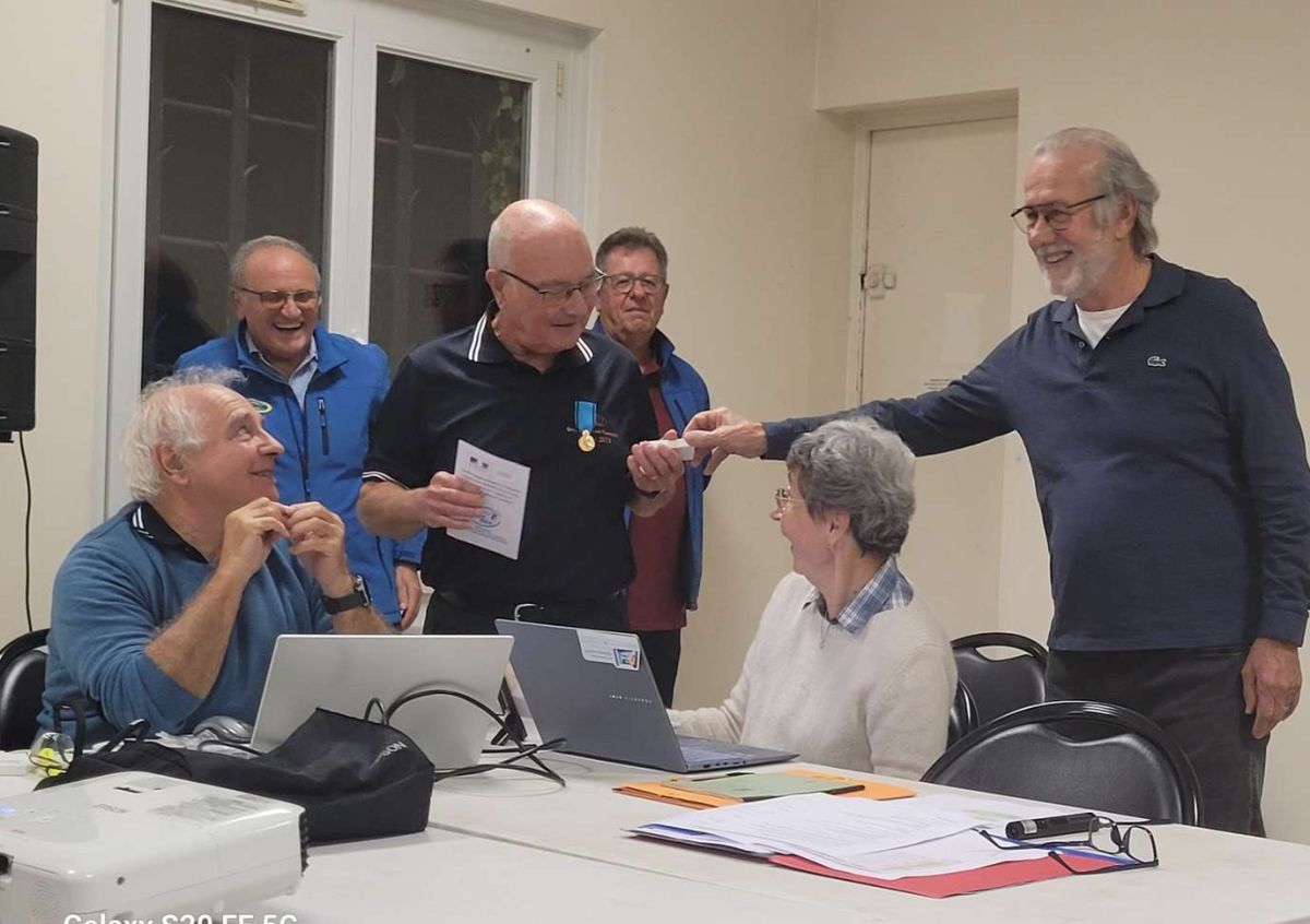 20251107204216 20251107204216